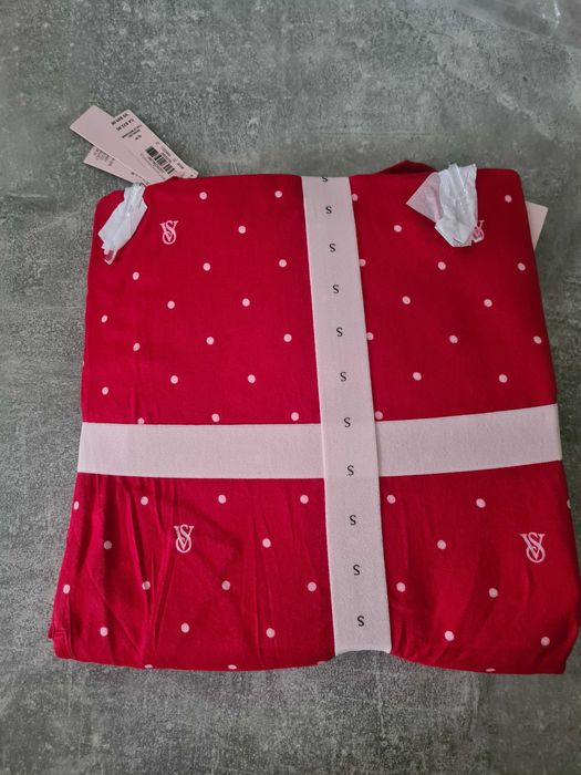 Pijamale Victoria's Secret bumbac