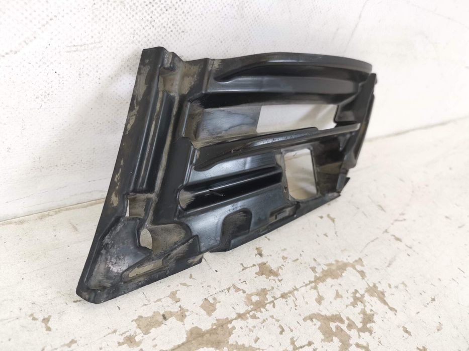 Скода Октавия 3 / Skoda Octavia 3 [ - ] Оригинален радиаторен държач в