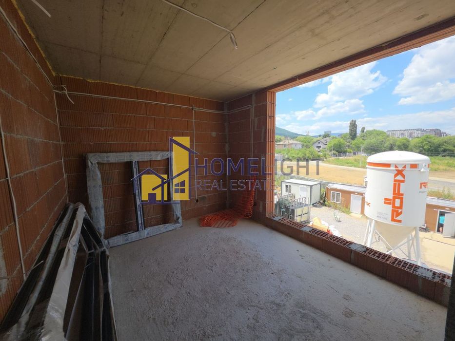 Тристаен апартамент в кв. Манастирски ливади - изток