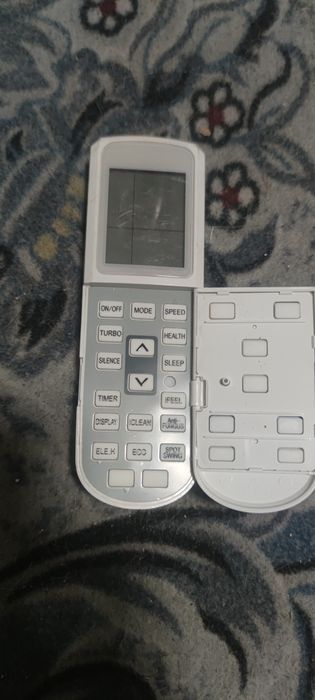 Продам пульты от кондиционеров