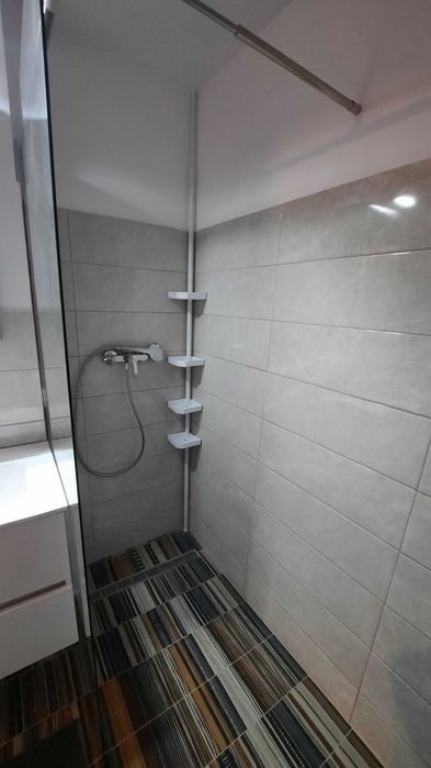 Proprietar inchiriez apartament cu 2 camere