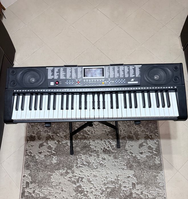 Orga MK-2108 cu stativ si suport partituri