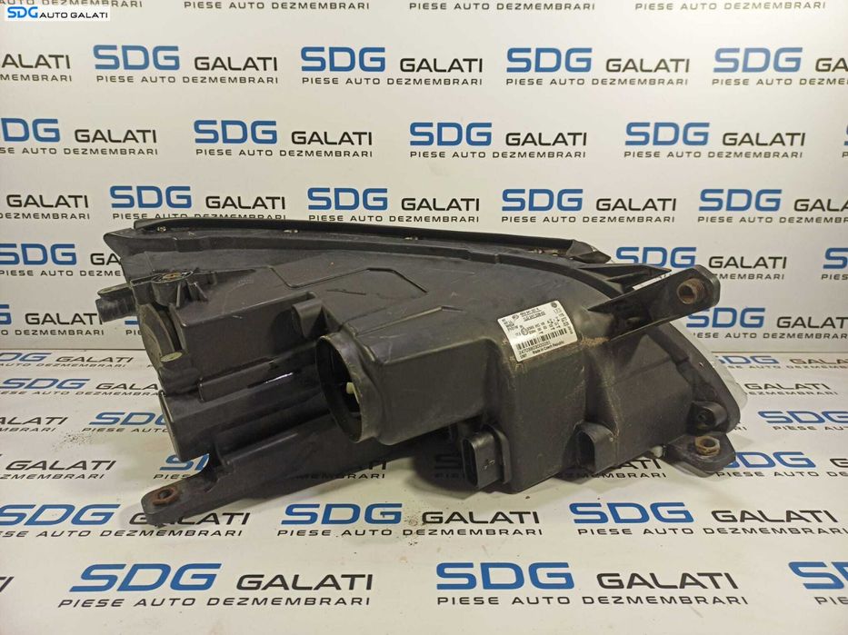 Far Stanga FARA Xenon Volkswagen Tiguan 2008 - 2011 Cod 5N2941031K [L1370]