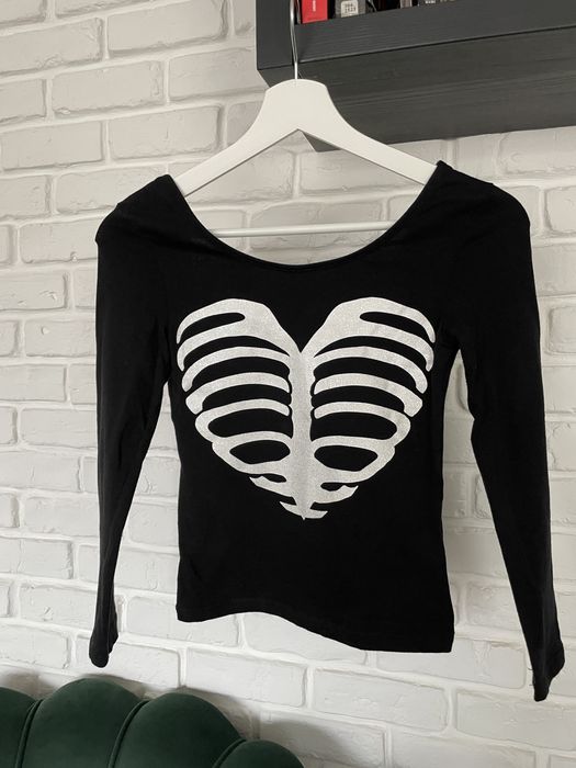 Черна дамска блуза с щампа сърце H&M, размер XS