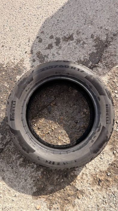 Продам 3 покрышки летние