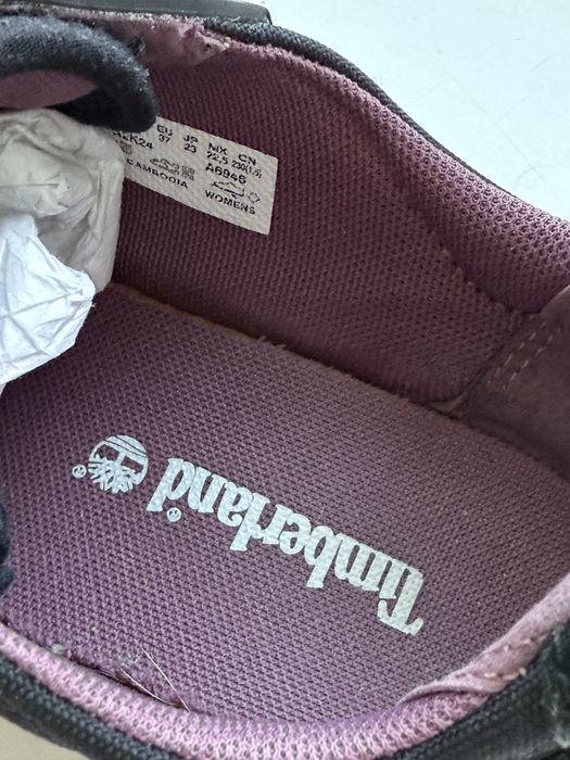 Женсуие кроссовки тимберленд