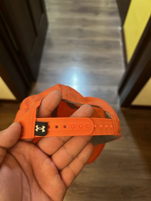Продам кепку Under armour.