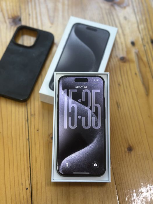iPhone 15 Pro Black ca nou stare noua 128 GB 93% baterie full box + husa