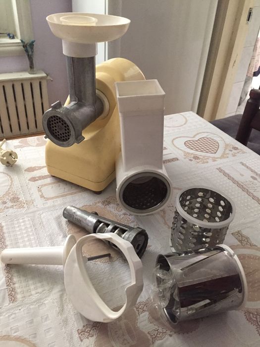 Машина кухонная электромеханическая