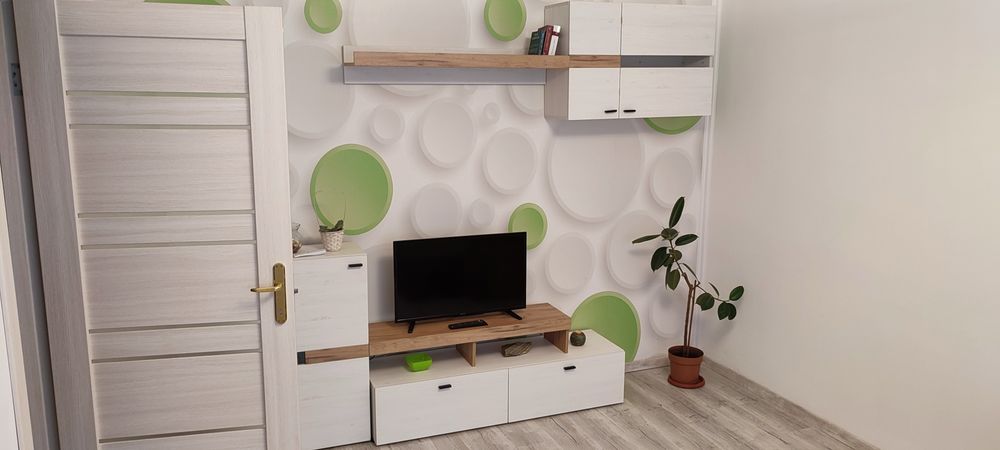 Vând apartament Neptun.