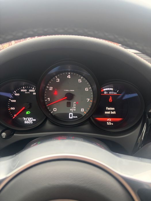 Porsche macan S 75.000 km