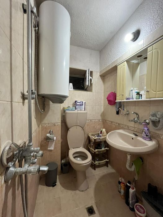 Дава се под наем Етаж от къща в Пловдив, Южен - 70 кв.м за 300 € - Снимка #3