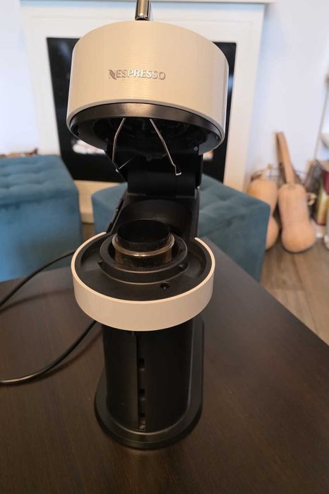 Vând: Expresser NESPRESSO VERTUO NEXT GCV1 (Folosit)