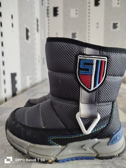 Продам недорого зимние сапожки