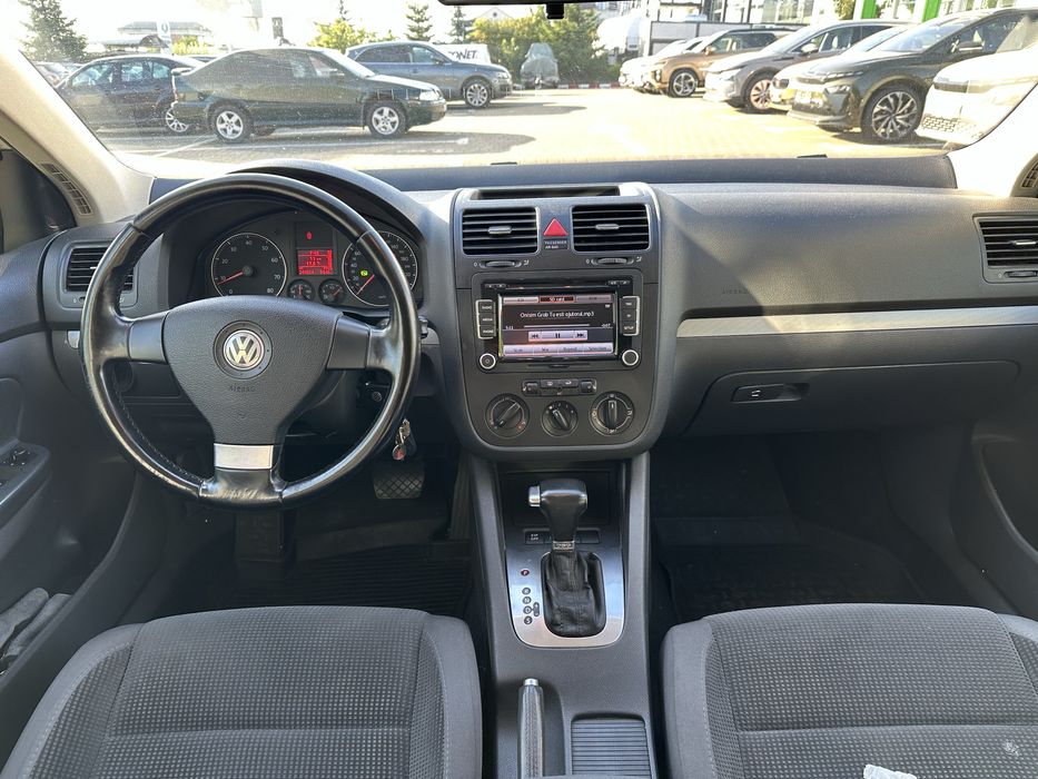 Volkswagen Golf 5 tsi