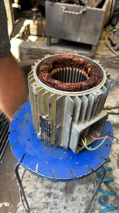 Atelier reparatii motoare electrice ( bobinaj)