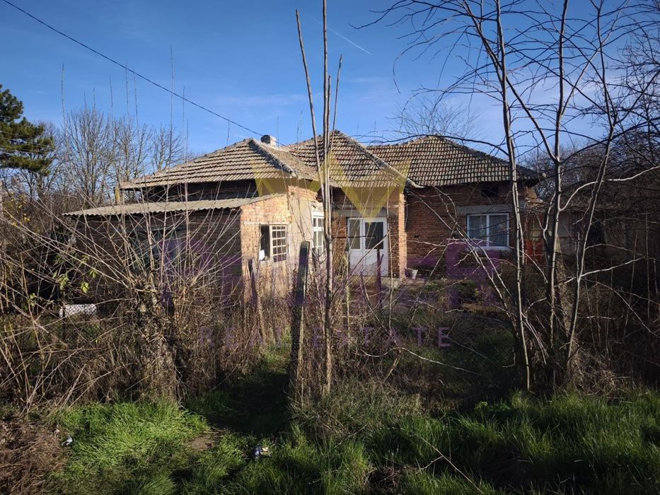 Къща в Добрич, област-с.Спасово площ 94 цена 27500