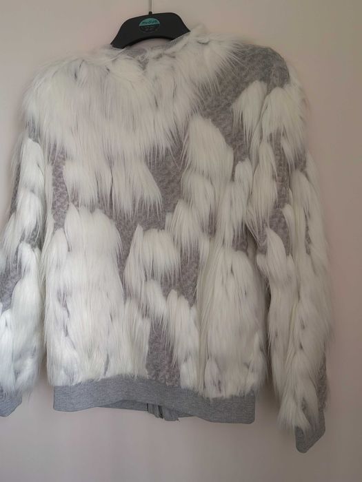 Връхно на Zara..