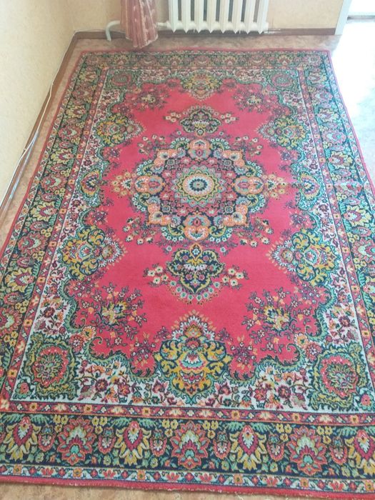 Продам ковёр, размер 2×3