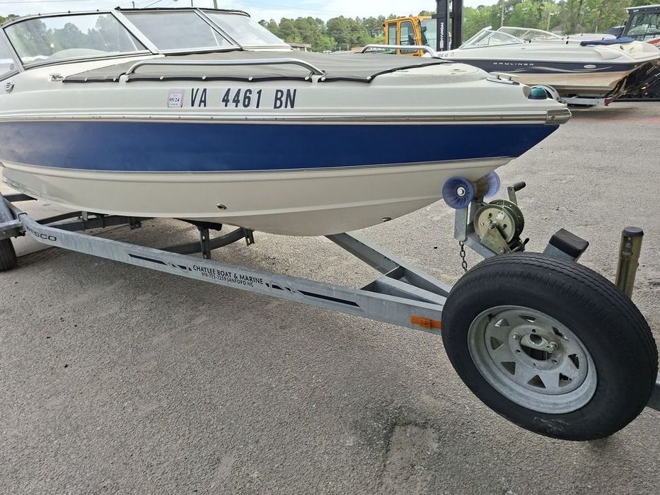 Катер stingray190