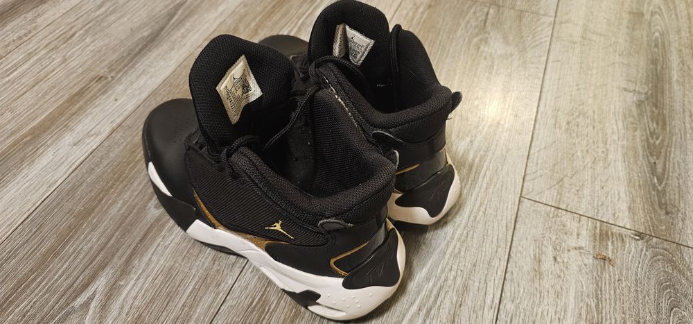Найк Air  JORDAN