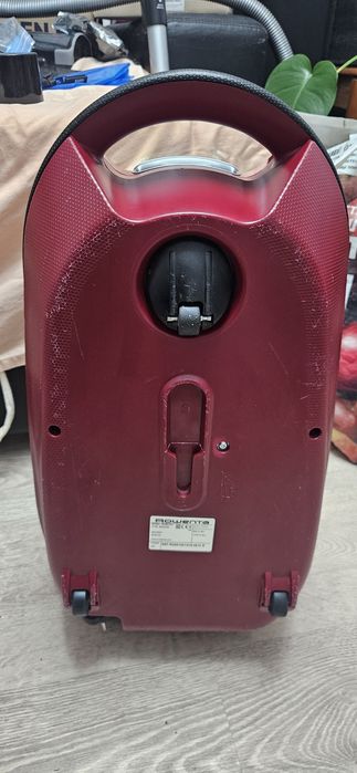 Прахосмукачка Rowenta  модел RO591301 мощна и много тиха