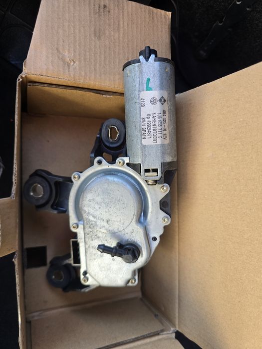 Моторче за задна чистачка за Volkswagen