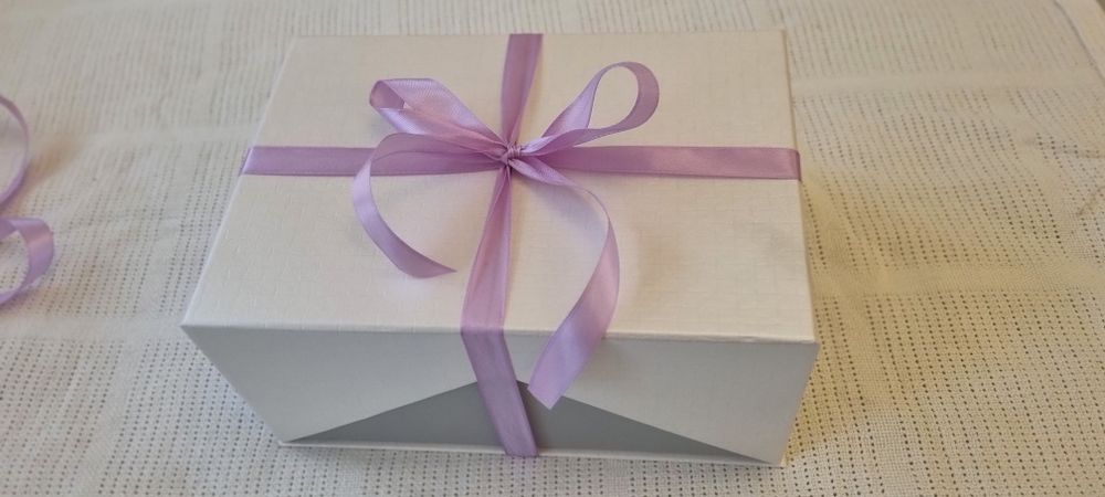 Gift box  pentru ea