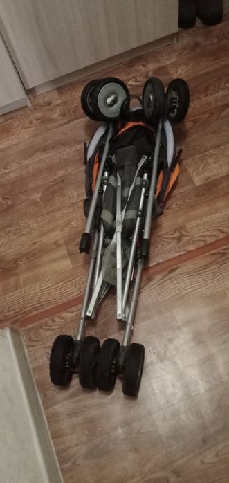 Коляска прогулочная