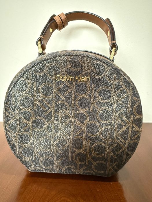 Calvin Klein bucket bag
