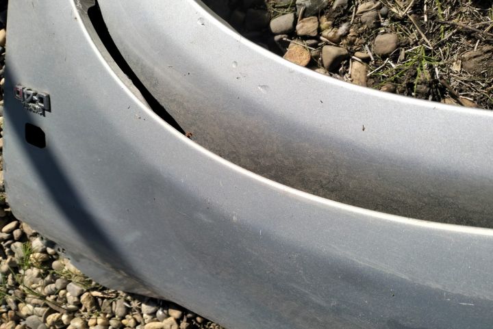 Aripa stânga Toyota Avensis a 2-a generatie T25