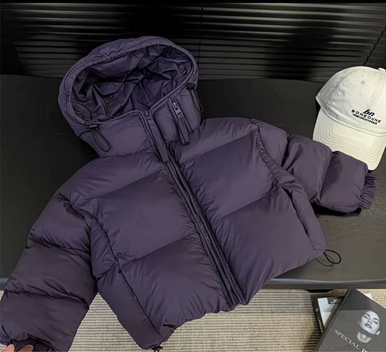 Продам две зимние куртки 160 и 130