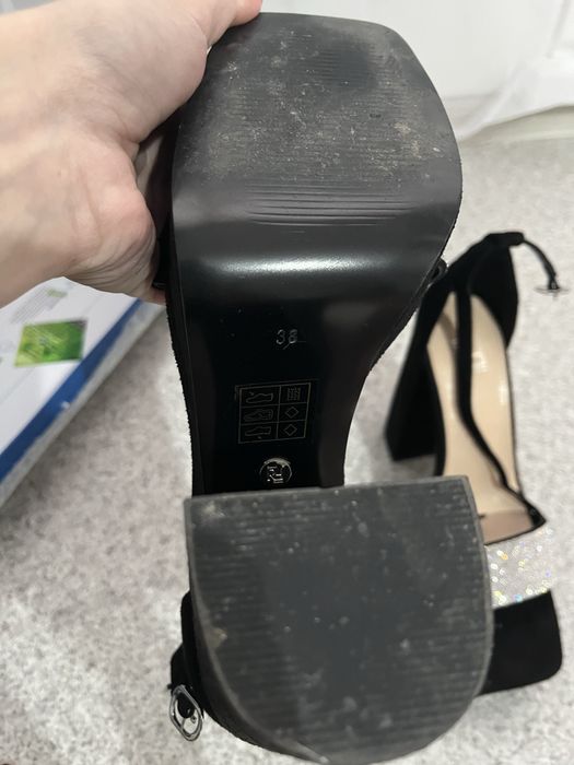 Продам туфли на выход