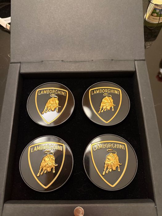 Capace roata Lamborghini
