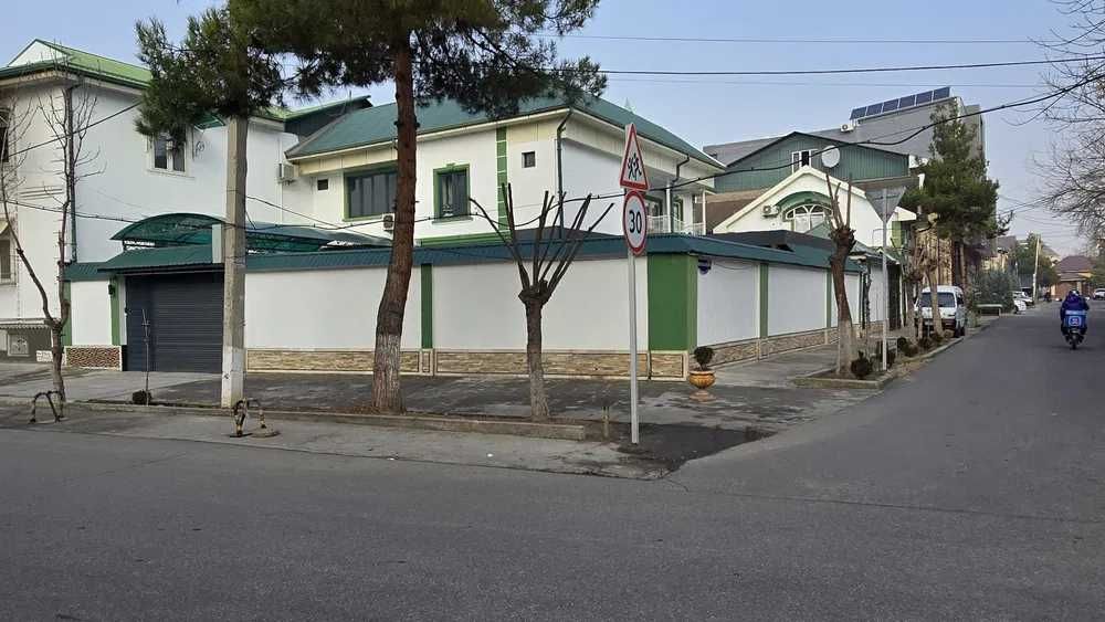 Sotiladi Угловой Дом 6 соток Фасад 50м Яккасарай ор-р Глинка