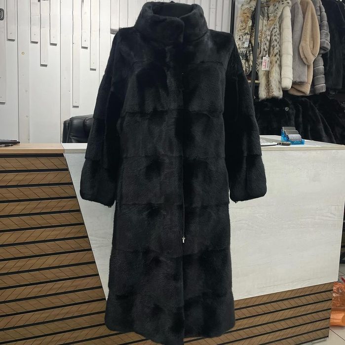 Продам норковую шубу