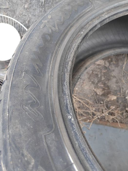 Продам пару летних шин