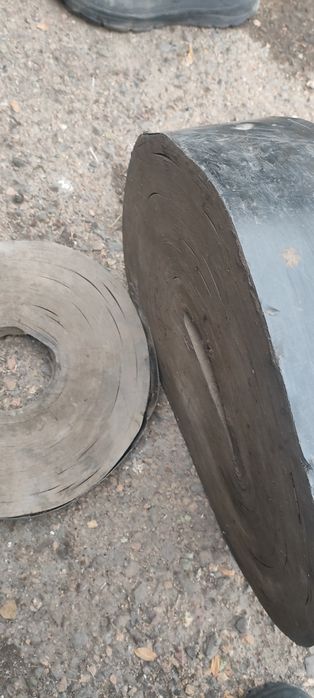 Липкая лента в рулоне