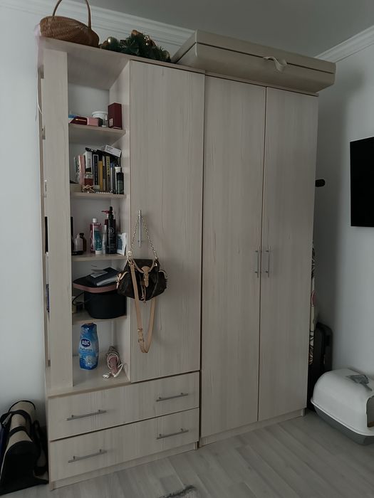 Продам шкаф в спальную