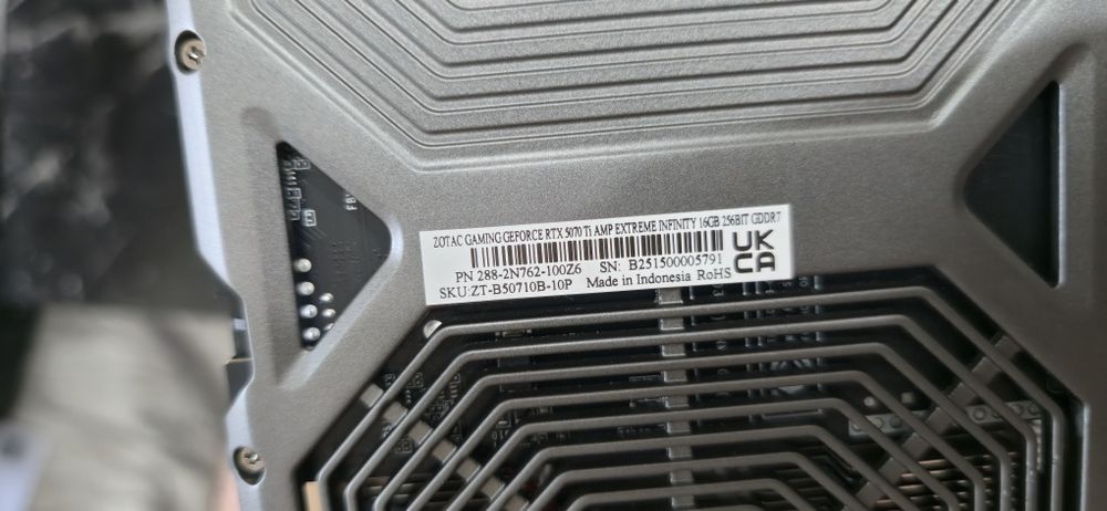 ТОПОВАЯ Видеокарта от Zotac 5070Ti Amp Extream