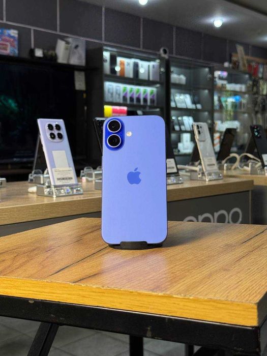 Телефон iPhone 16 128Gb / Айфон 16 128Гб