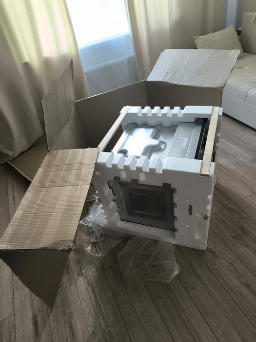 Духовой шкаф Hansa