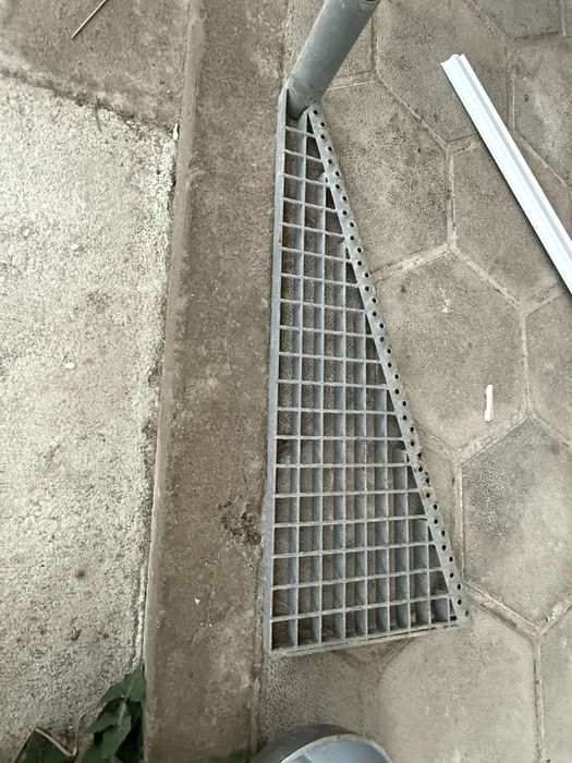 Вити стълби 15 броя,3 метра височина