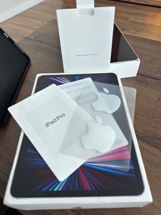 iPad Pro 11" (3rd gen) 2TB като НОВ