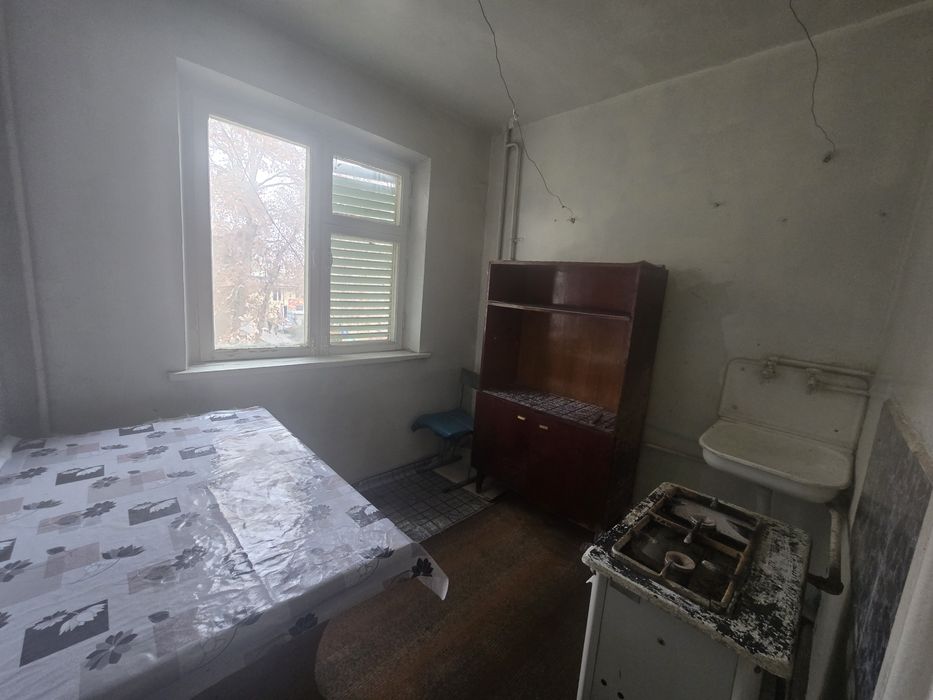 Zudlik bilan frunze massifda 1xonali kvartira ijaraga beriladi