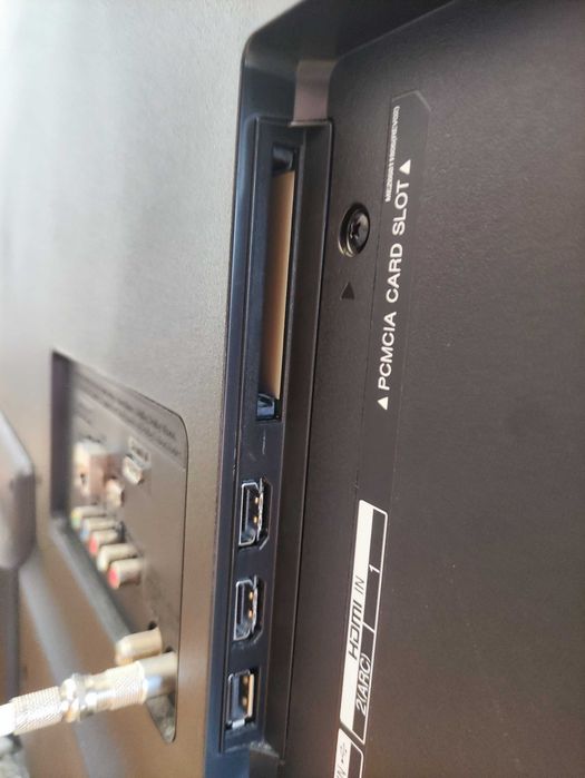 4K Смарт телевизор LG - 49 инча, HDR, Перфектен