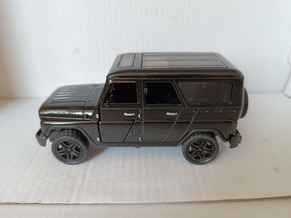 Модель автомобиля  УАЗ