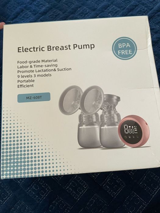 Молокоотсос с двумя бутылочками