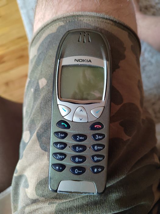 Нокия 6210 без зарядно устройство 12 евро