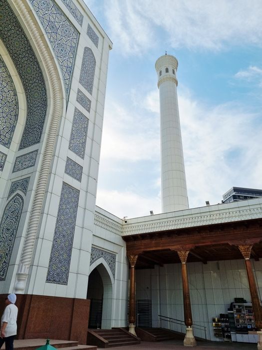 Сертифицированный гид экскурсовод по Ташкенту и Ташобласти